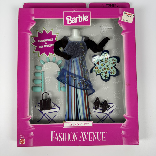 Barbie Fashion Avenue Outfit Set