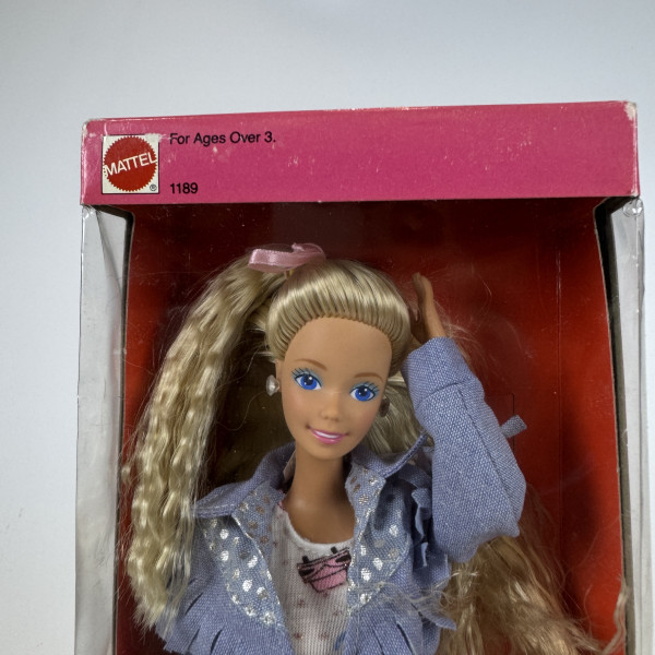 Barbie Doll Feeling Fun Barbie Doll Feeling Fun