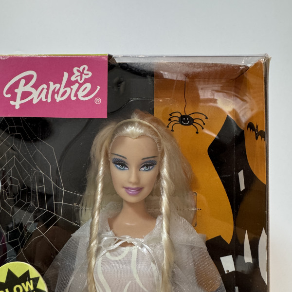 Doll Barbie Boo-tiful Halloween