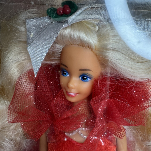 Doll Barbie Holiday 1988