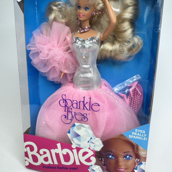 Barbie Doll Sparkle eyes