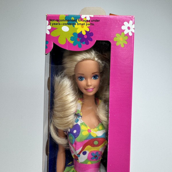 Barbie Doll Dress’n Fun