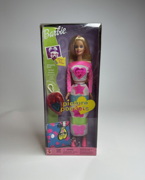 Doll Barbie Picture Pockets