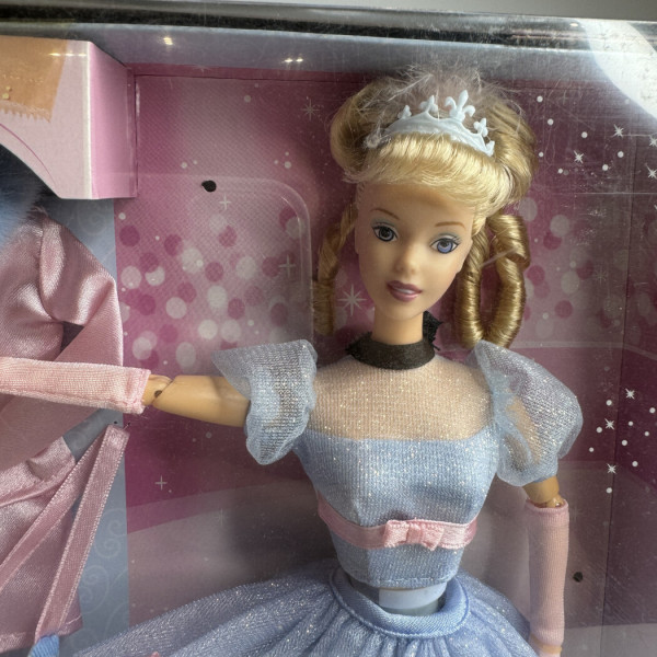 Barbie Doll Cinderella on Ice