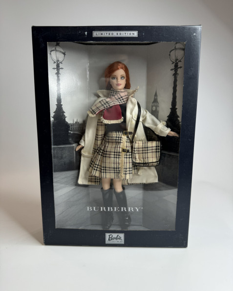 Doll Burberry Barbie