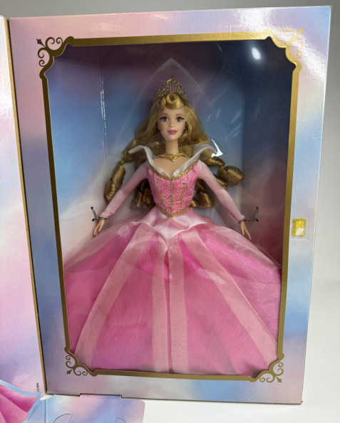 Лялька Спляча красуня Аврора Barbie Disney Signature