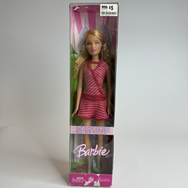 Doll City Style Barbie Summer